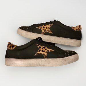 KellParker Holly Stud Sneaker Shoes‎ Women's 9 Star Lace Up